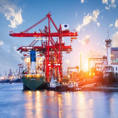 如何防止在碼頭的起重機生銹？